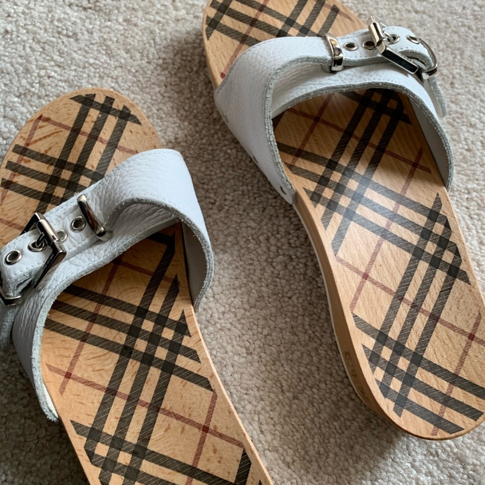 Burberry Mules
